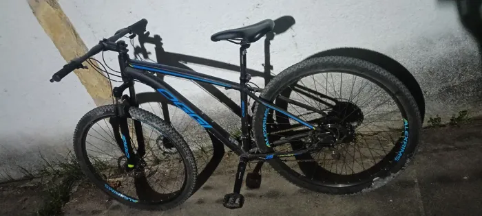 Bicicleta Oggi aro 29 extra 
