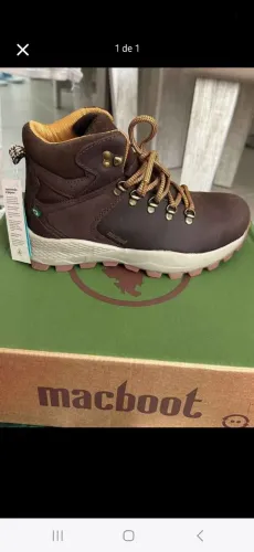 Vendo bota macbot número 37 nunca usada original
