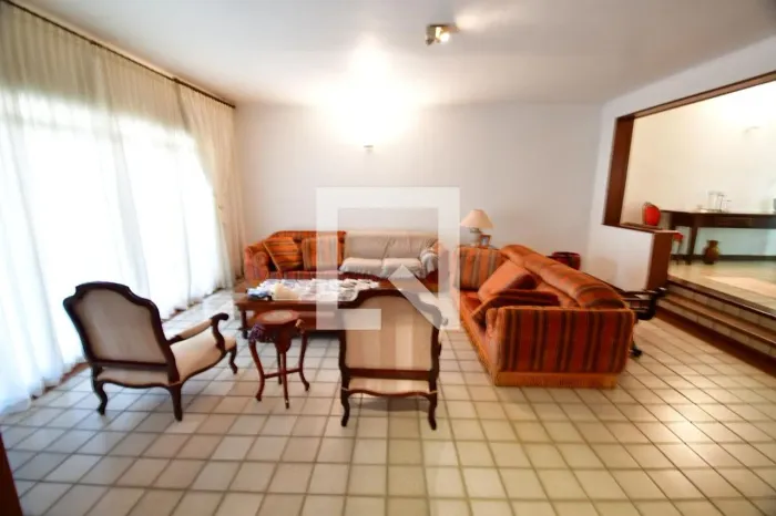 Casa à Venda - Jardim Chapadão, 4 Quartos, 300 m2