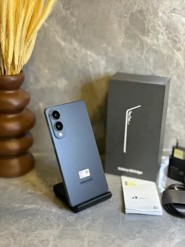 Samsung Galaxy S25 EDGE 5G 512 GB| 24 GB de RAM (impecável) | Aceito trocas
