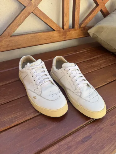 Sapato osklen soho de couro - bem novo