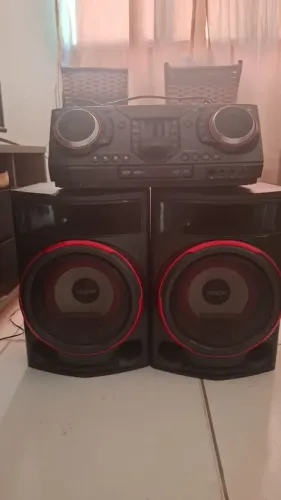 Som Xboom LG TOP de linha.