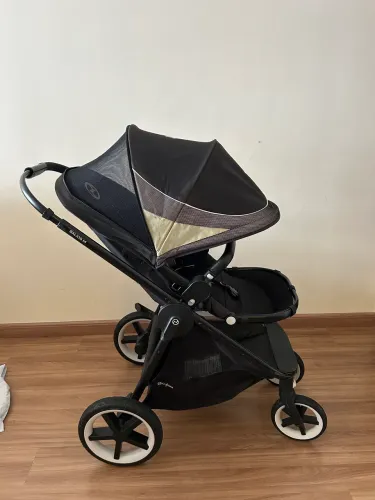 Carrinho Cybex modelo Balios M