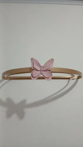 Dorcel borboleta com musquiteiro