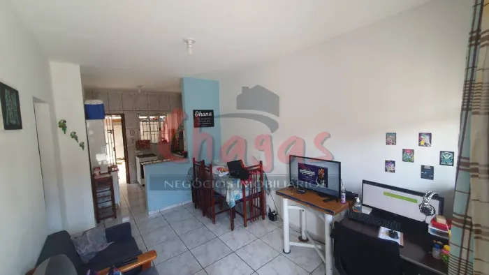 VENDE-SE | CASA EM CONDOMÍNIO FECHADO | MARTIM DE SÁ.