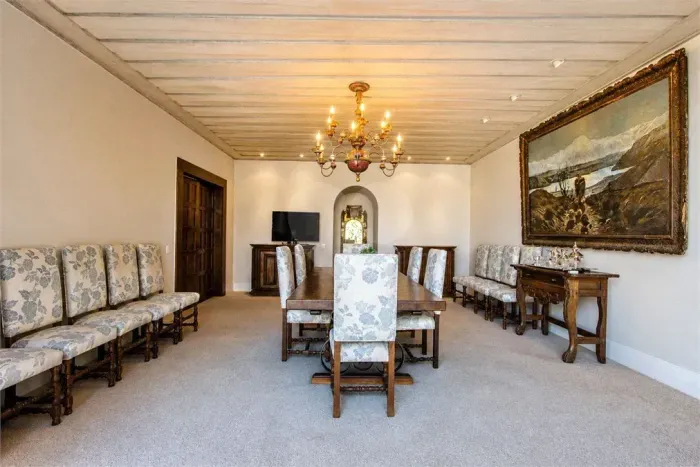 RESIDÊNCIA DE ALTO PADRÃO NO JARDIM GUEDALA | 1.481 M² DE TERRENO | PRIVACIDADE E EXCLUSIV