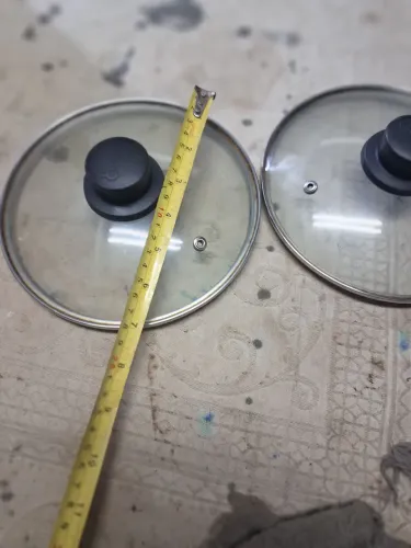 2 tampas de panela
