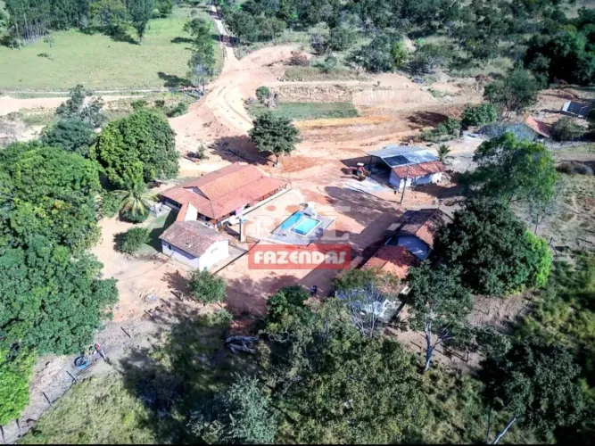 Fazenda com 19 alqueires (93 hectares) em Colinas do Sul - GO