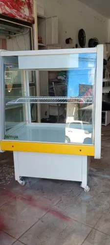 Vitrine caixa lanchonete padaria