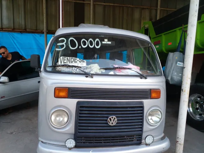 Volkswagen Kombi Lotação 1.4 MI Total Flex 8V 2007