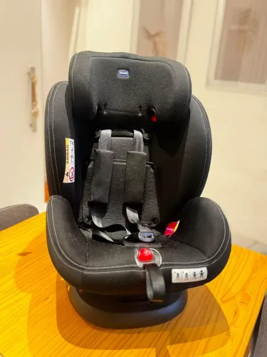Cadeira Infantil para Carro - Chicco Seat4fix Preta, 360 graus, isofix, 0/36 kg