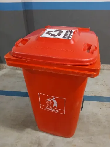 Lixeira 240 litros