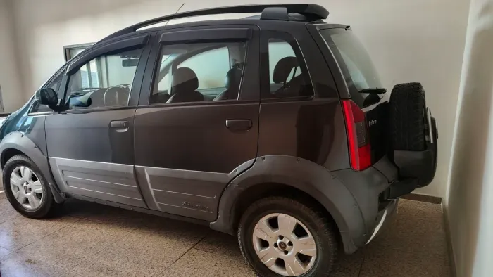 Fiat Idea Adv./ Adv.lock.dualogic 1.8 Flex 5P 2010