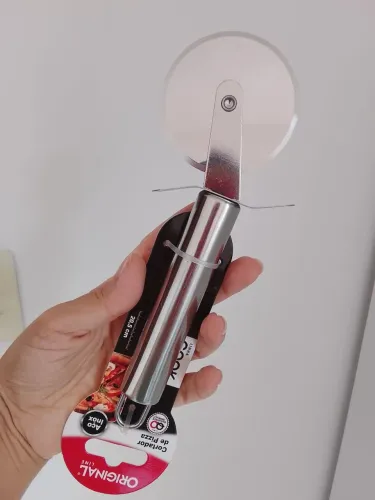 Cortador de pizza novo