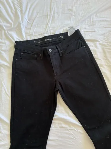 Calça jeans nova tamanho médio