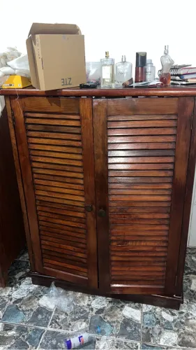 Sapateira de madeira antiga vintage