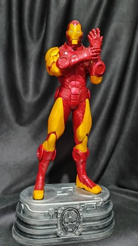 Estatua em resina 3D Homem de Ferro 32 cm