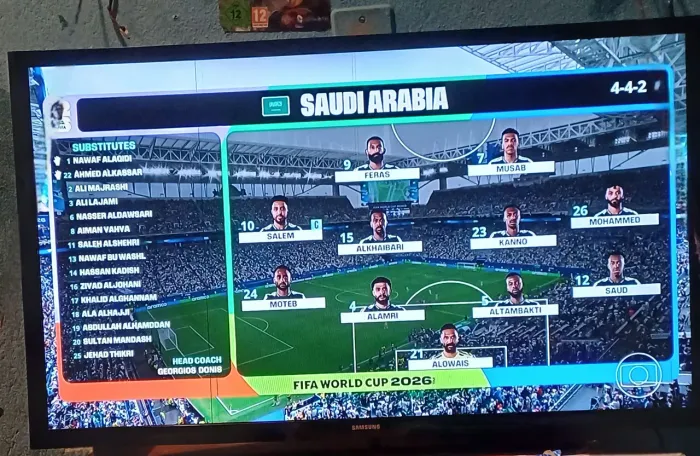 Tv samsung não e smat! Esta com dua linha mais não interfere em nada!