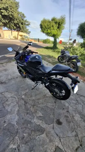 Moto em perfeito estado de conservação e mecânica perfeita. Moto com baixa kilometragem.