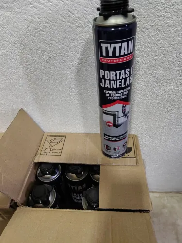 Espuma expansiva Tytan 