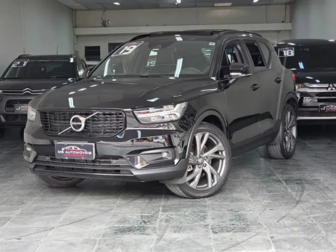 Volvo XC40 T-5 R-design 2.0 252cv AWD 2019