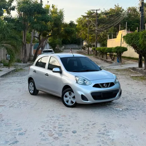 Nissan March S 1.0 12V Flex 5P 2016