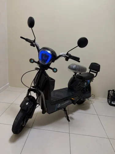 Scooter elétrica - 2026 500w