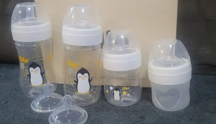 Kit com 4 mamadeiras e 2 bicos reservas LILLO