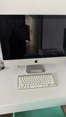 IMAC 2011 21.5? + MAGIC KEYBOARD