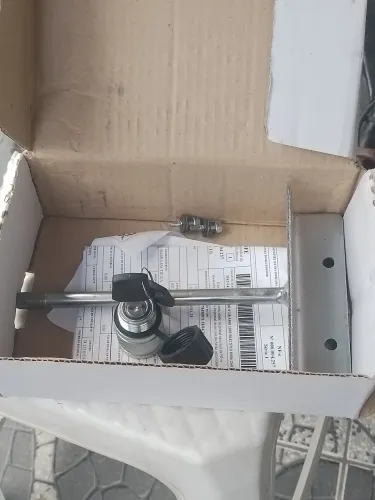 Trava de estepe para Renault Duster 