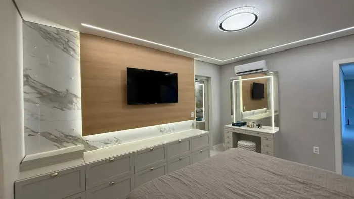Casa Duplex em Condomínio no Eusébio com 3 Suítes