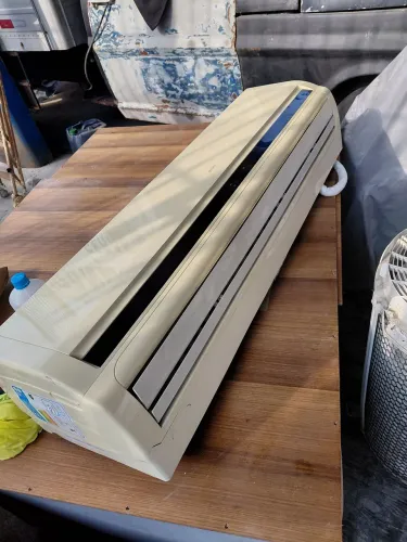 AR-CONDICIONADO MIDEA 30.000 BTUs