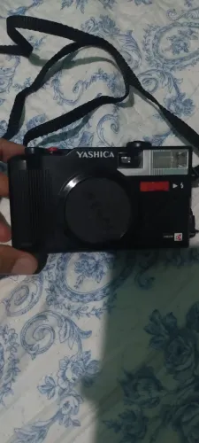 Máquina fotográfica yashica