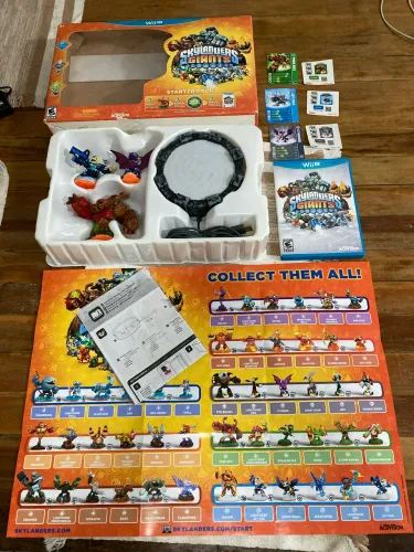Nintendo Wii U Skylanders Giants Starter Pack na caixa completo.