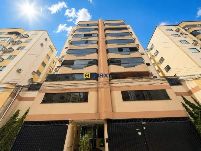 Locação: Apartamento 1 Suíte e 1 quarto. Centro. (Balneário Camboriú).