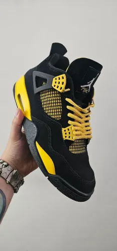 Nike Air Jordan 4 Thunder