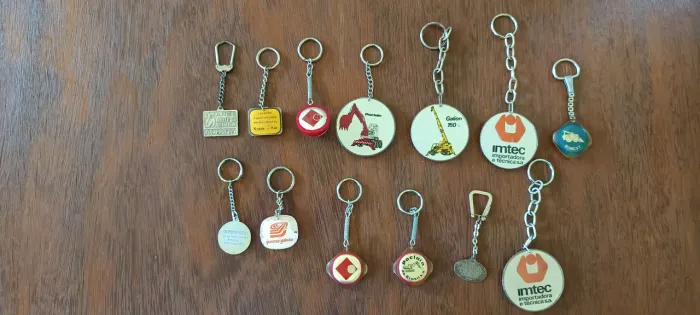 13 chaveiros empreiteiras antigos