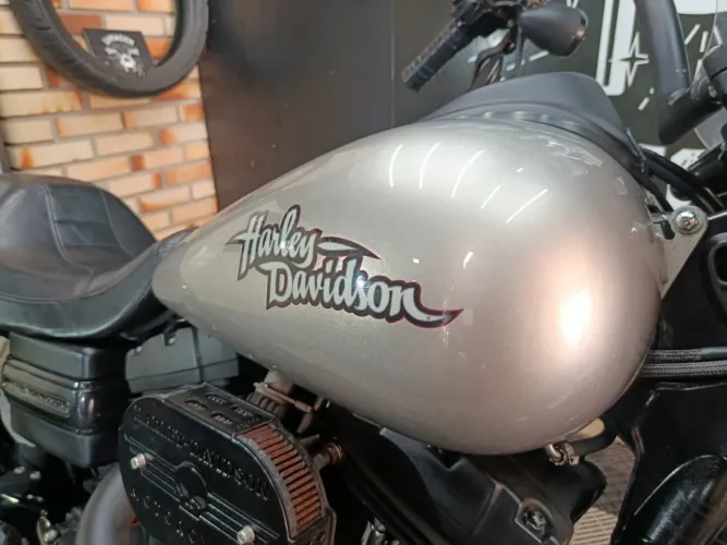Vende-se Harley