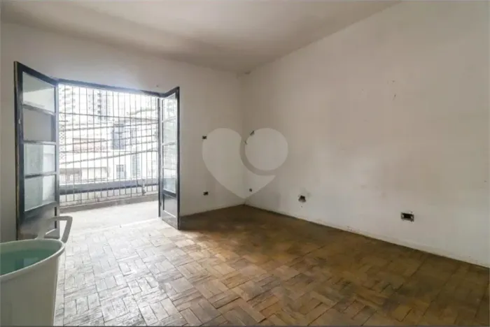 Sobrado residencial com 3 dormitórios em Vila Mariana.