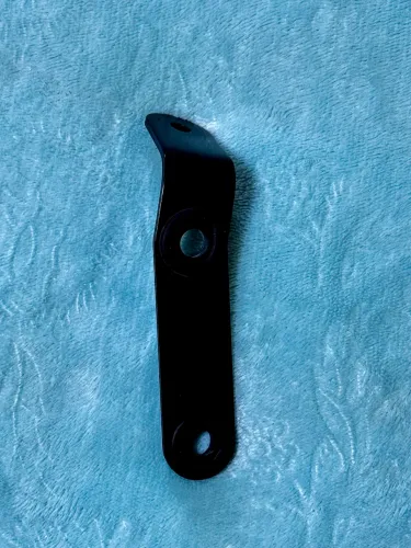 Suporte superior asa lateral esquerda Z1000 2015~2025, original (acompanha borrachas)