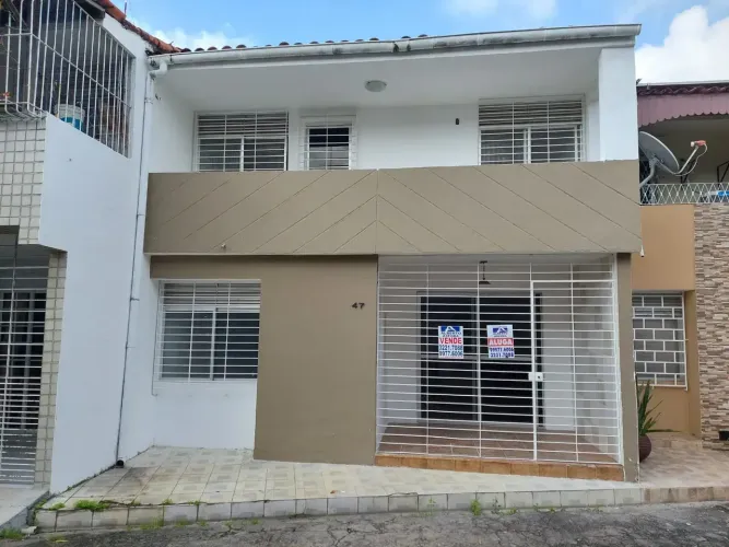 CASA 134M² | 4 QUARTOS | 1 SUÍTE | CONDOMÍNIO FECHADO | BOA VIAGEM