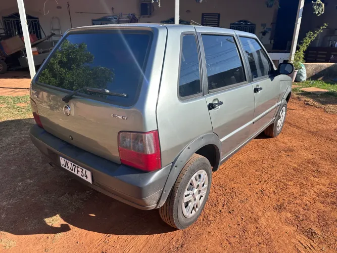 Fiat Uno Mille WAY Economy 1.0 F.flex 4P 2013