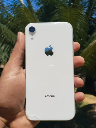 iPhone XR