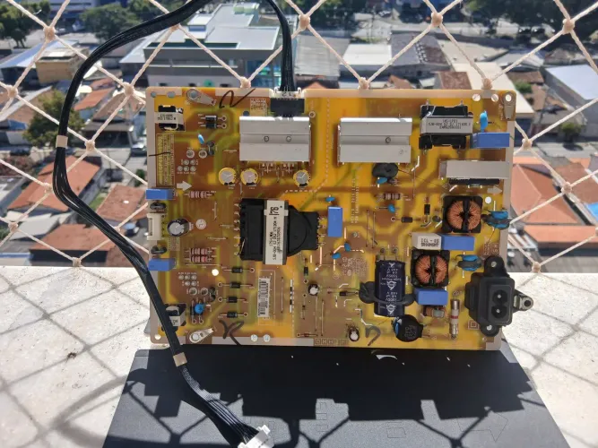 Placa da fonte de alimentação da tv lg 50 polegadas. 