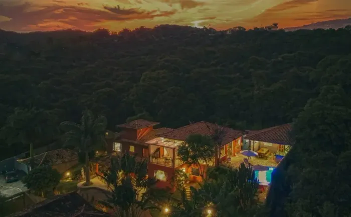 Vila Atos - Casa para Temporada em Búzios!