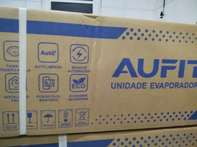 Ar condicionado 9 mil BTUs zero ainda na caixa