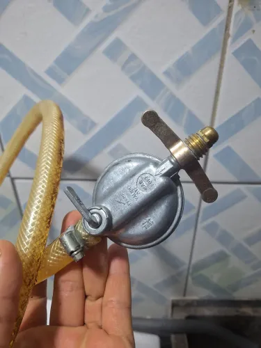 Mangueira com válvula para fogão a gás