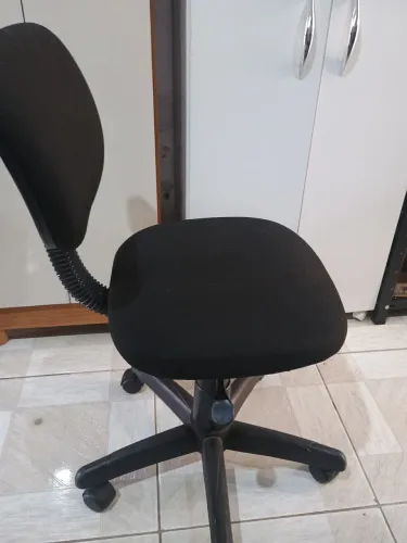 Cadeira secretária giratória 100
