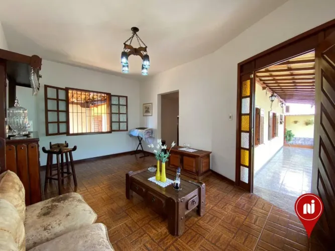 Casa com 4 dormitórios à venda, 360 m² por R$ 950.000,00 - Centro - Mário Campos/MG