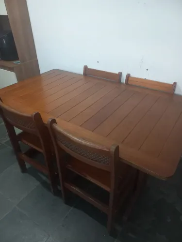 Mesa madeira 6 cadeiras